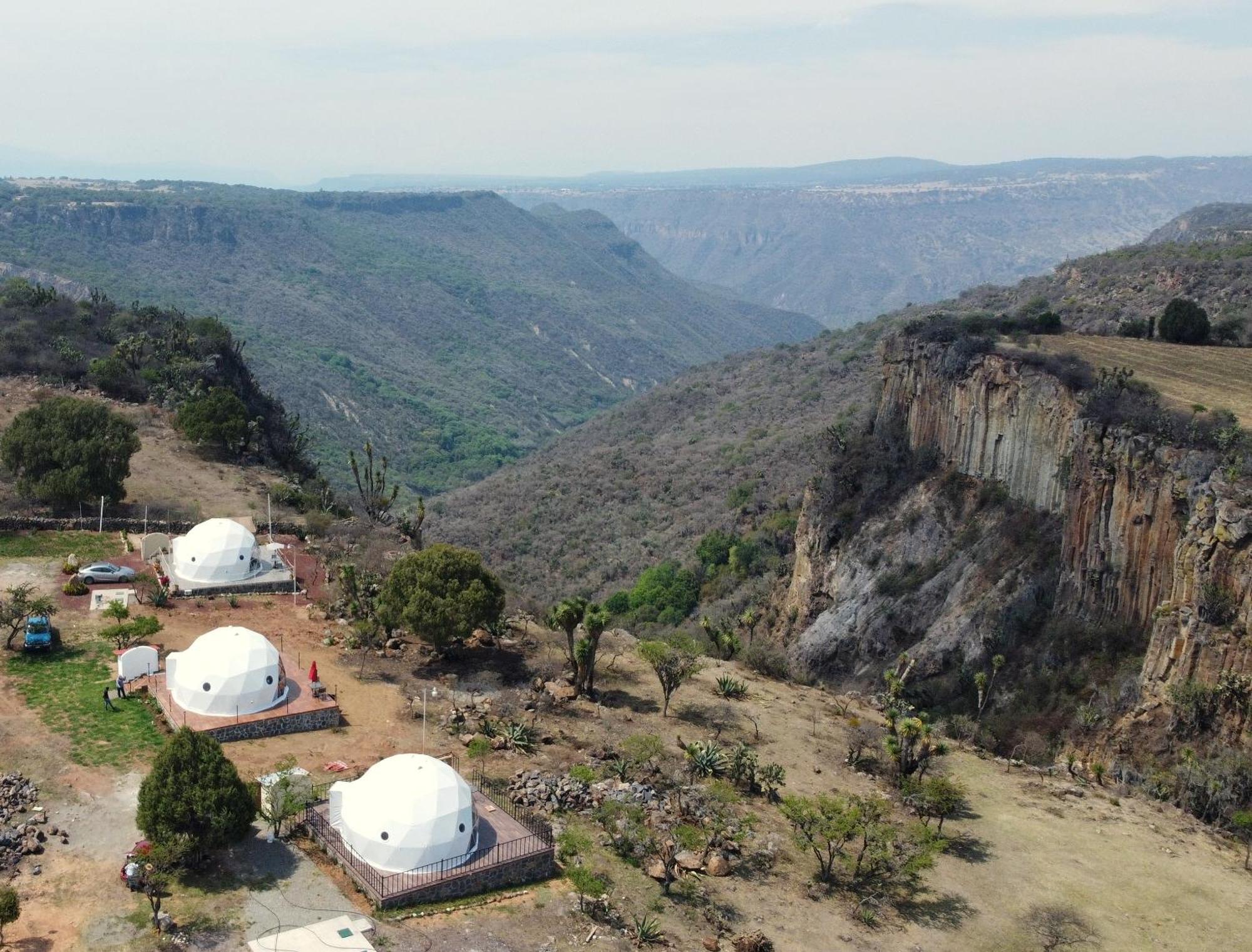 מלון הואסקה דה אוקמפו El Gato Glamping Con Vista A Prismas Basalticos מראה חיצוני תמונה